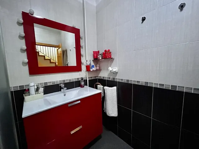 **descubre todo lo que podría ser tu nuevo hogar totalmente amueblado y con electrodomesticos en el llano de molina**. — 40