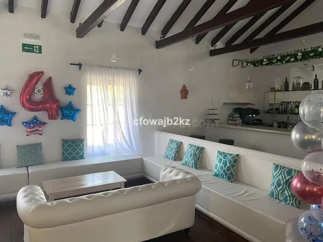 Local comercial 1725m² en venta - Sotogrande - Alto - foto 2