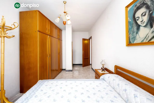 ✨ Piso de 3 dormitorios con terraza en el Zaidín – Espacio, comodidad y agradables vistas — 26