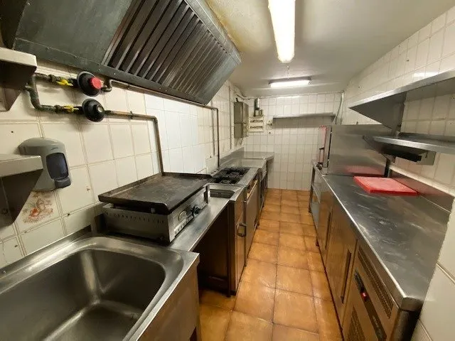 INVERSIONISTAS, BAR RESTAURANTE EN EL CENTRO DE PAMPLONA — 8