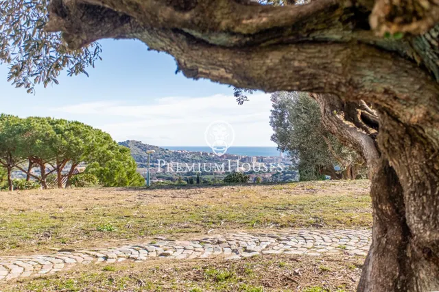 Espectacular casa con con 6.000m2 de parcela e impresionantes vistas al mar — 47