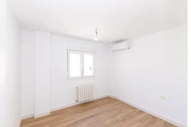 Gran ático reformado de cuatro dormitorios con magnífica terraza — 14