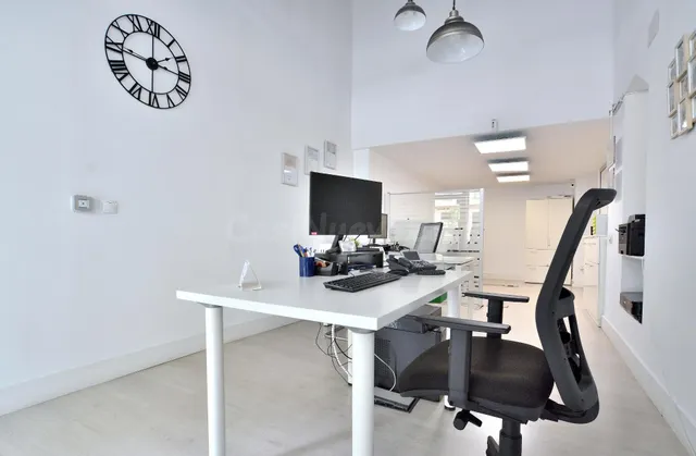 Local Comercial en rentabilidad en zona de Orense/General Pe - foto 3