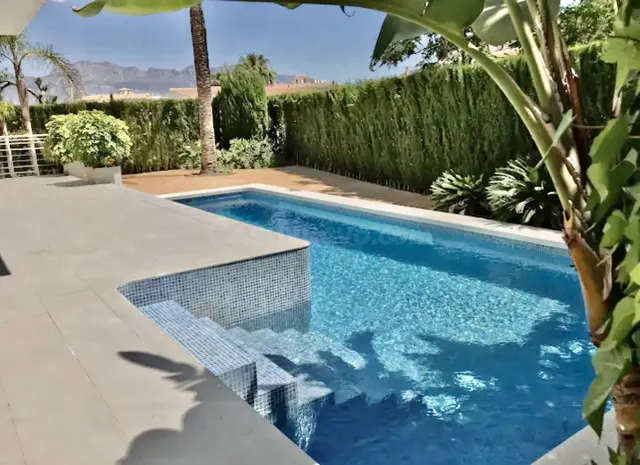 Casa en Ciutadella de Menorca con Derecho a Vuelo: Amplios E - foto 2