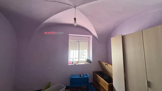 CASA CON PATIO Y TERRAZA A LA VENTA — 12