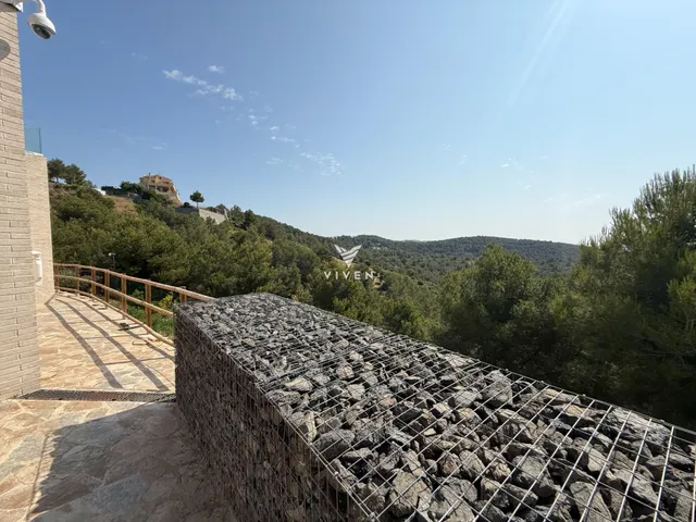 Un Oasis de Lujo y Discreción con Vistas Incomparables — 29
