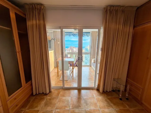 ️ ESTUDIO EN 14.ª PLANTA CON VISTAS AL SKYLINE DE BENIDORM Y - foto 4