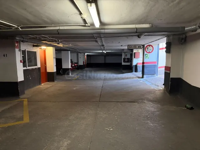 Plaza de garaje en venta – comodidad y fácil acceso en una ubicación privilegiada — 3