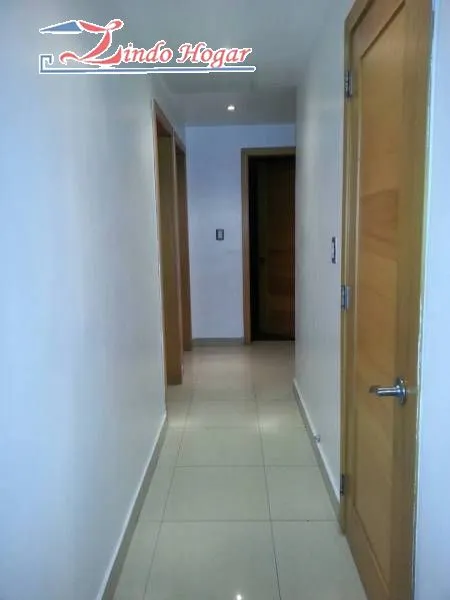 Apartamento en Bella Vista Mall — 10