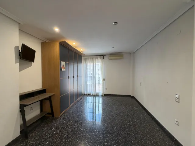 Piso seminuevo en Lliria con cuatro habitaciones, espectaculares terrazas, garaje y trastero — 20