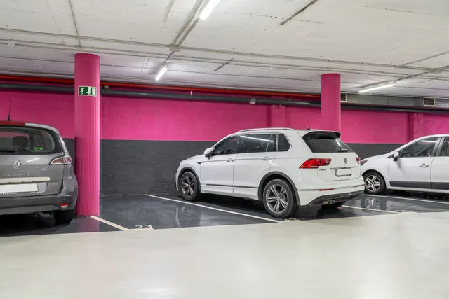 Parking 10m² en alquiler - Eixample — 14
