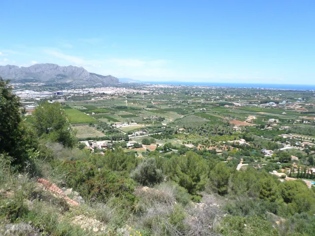 Parcela urbana situada en Residencial La Sella Golf in Denia — 9