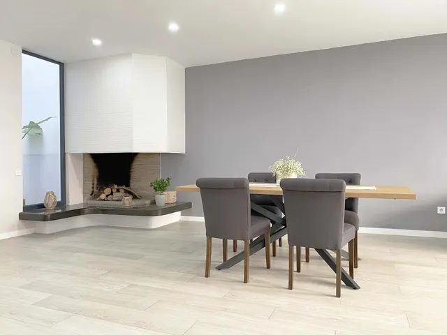 Chalet adosado en venta en Calle de Regàs — 21