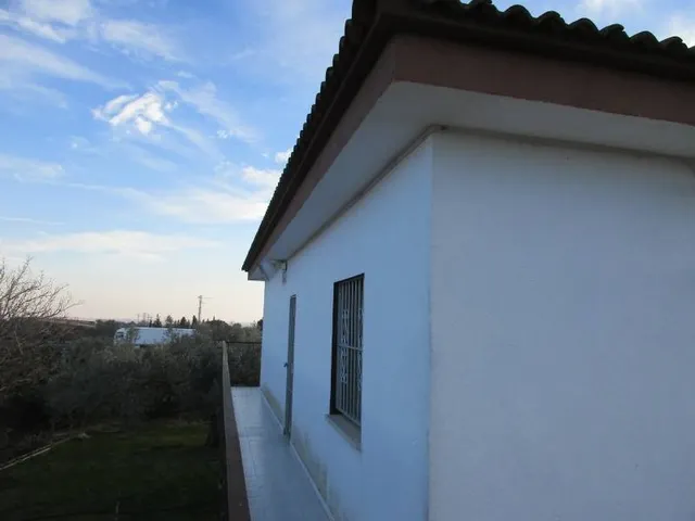 Chalet en venta de dos plantas, con piscina y tres almacenes. — 15
