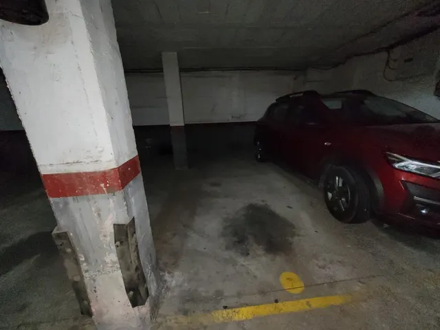 Local comercial de 43 m2 y plaza de parking en Camí Fondo de Martorell — 18