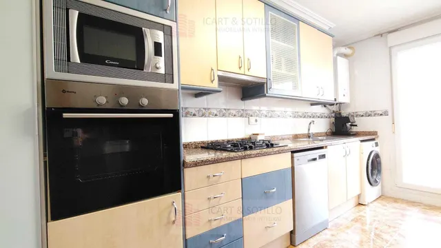 MAGNÍFICO PISO DE CUATRO DORMITORIOS Y GARAJE EN EL CASCO URBANO DE VINAROZ PARA ENTRAR A VIVIR — 42