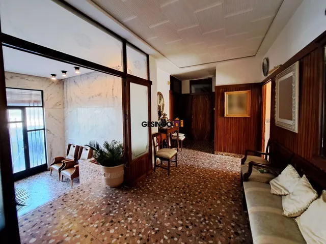 CASA DE PUEBLO CON PATIO, TERRAZAS... — 3