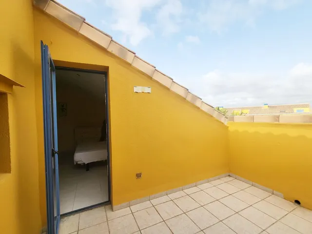 ÁTICO EXCLUSIVO CON VISTAS, TERRAZAS, PISCINA Y GARAJE – A 250 M DE LA PLAYA — 27