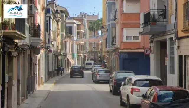 Venta de Piso en Alzira (Valencia/València) — 2