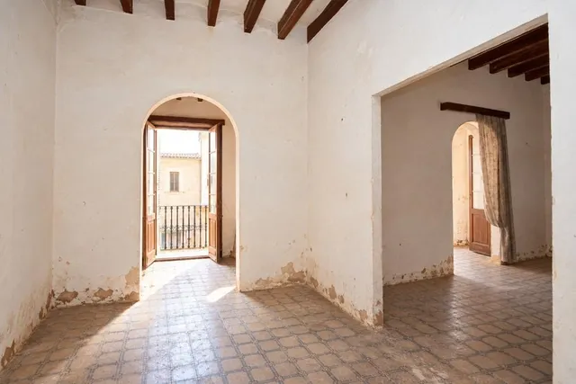 Casa para reformar con jardín en Sa Pobla — 10