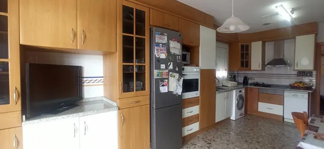 CHALET INDEPENDIENTE CON PARCELA URBANA. IDEAL INVERSORES. — 34