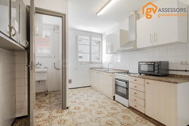EXCLUSIVO PISO DE 133M2 CON 5 habitaciones — 5