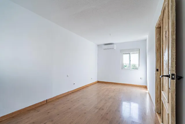 Luminoso piso de 3 dormitorios, con orientación suroeste. — 21