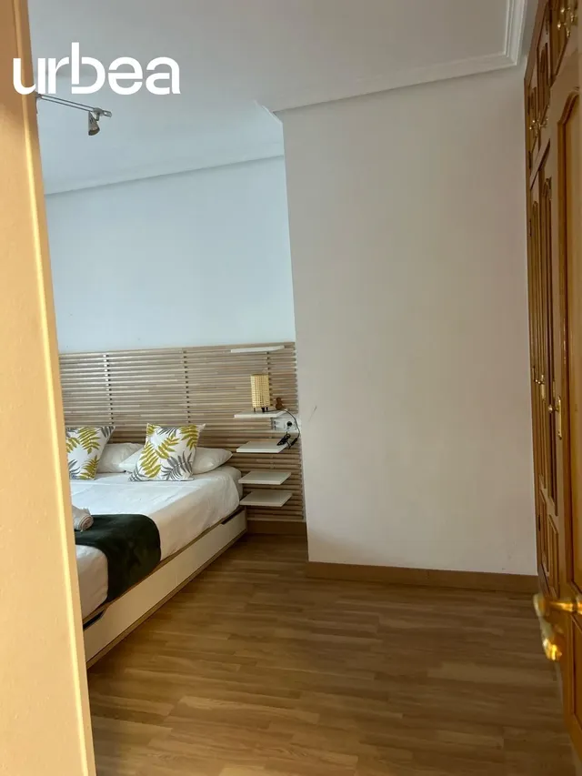 Excelante vivienda en Benalmadena de 3 dormitorios, dos baños , garaje y piscina — 16