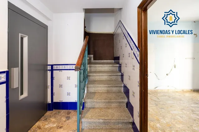 Edificio con gran potencial de desarrollo residencial en Zaidín – Granada — 38