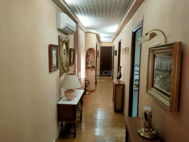 INMOBILIARIA SAN JOSE VENDE GRAN PISO EN AVENIDA DE CHAPÍ DE ELDA — 23