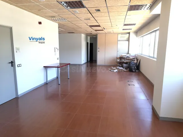Oficinas equipadas y con suministros! - foto 4