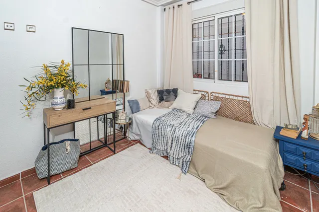 Adosado de 3 dormitorios 2 baños en Orihuela Costa ¡Tu hogar ideal en Las Chismosas! ✨ — 15
