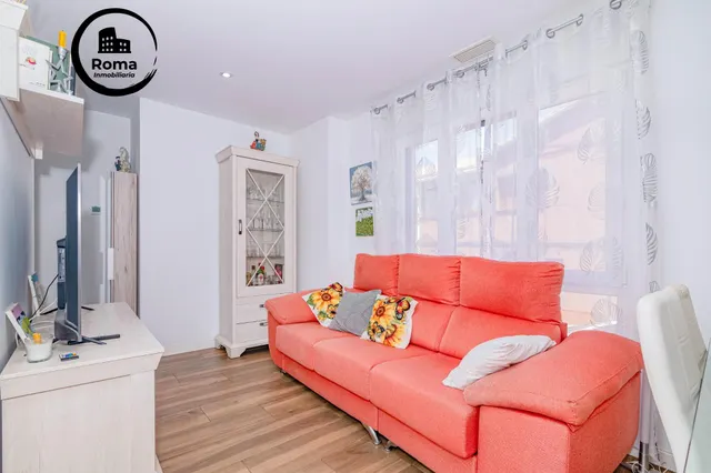 Precioso duplex moderno con patio — 9