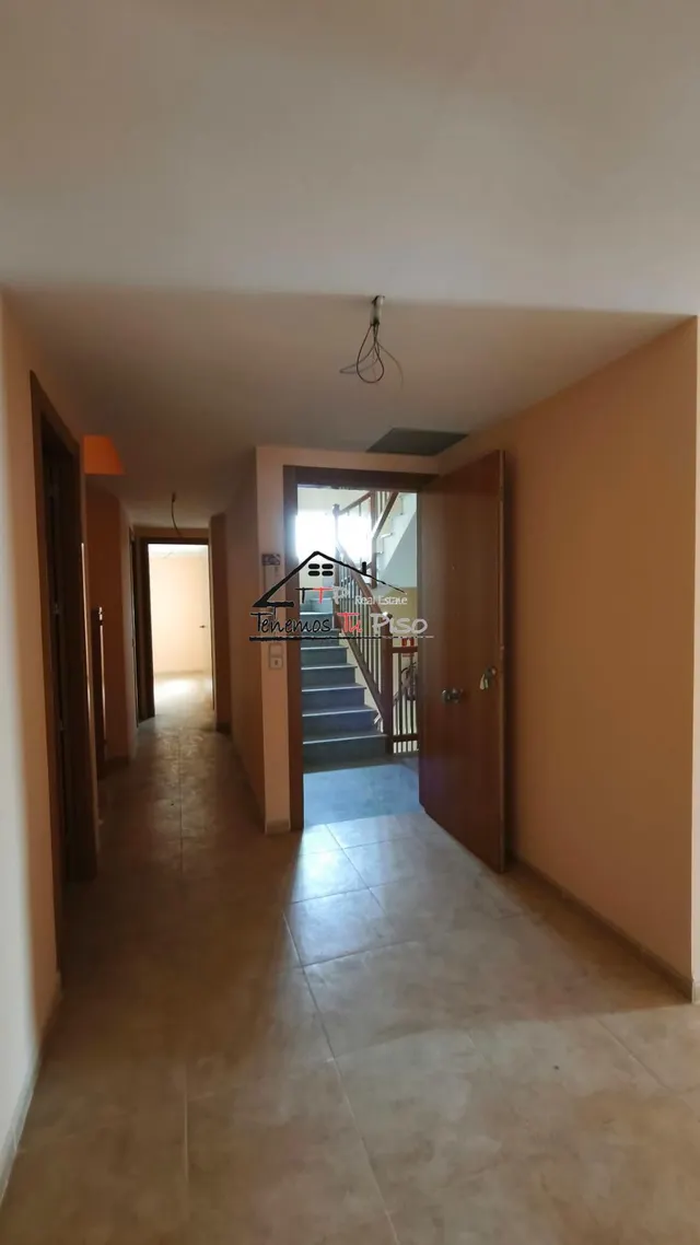 ÁTICO-DÚPLEX A ESTRENAR. 4 DORMITORIOS. 3 BAÑOS. TERRAZA DE 35M. COCHERA INCLUIDA — 14