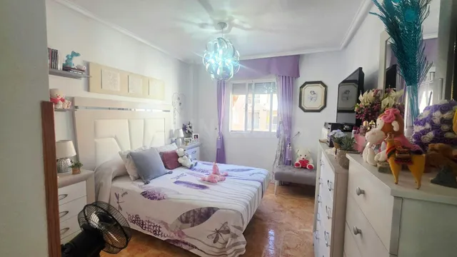 Ático de 3 Dormitorios con Piscina Comunitaria a 500 m de la - foto 4