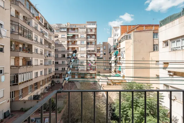 Excelente oportunidad en Les Corts — 36