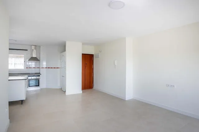 Piso reformado con espectaculares vistas de Sevilla, piscina y garaje doble en Mairena del Aljarafe — 31