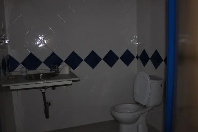 LOCAL COMERCIAL EN LA ZONA ALTA — 20