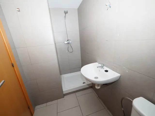 SE DÚPLEX PISO SEMI-NUEVO EN SABADELL, ZONA LA CREU DE BARBERA — 14