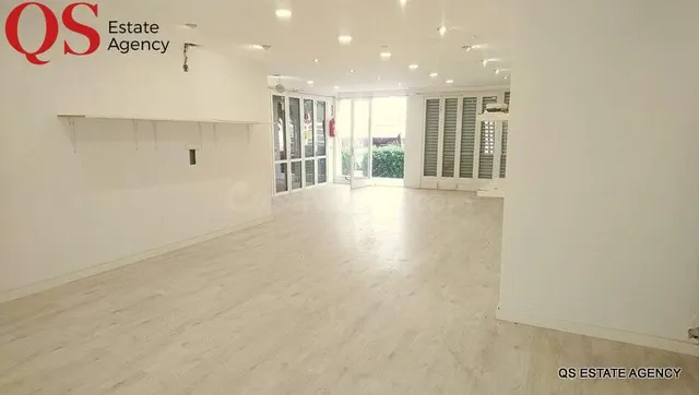Local comercial en Los Pinos, Blanes - foto 2