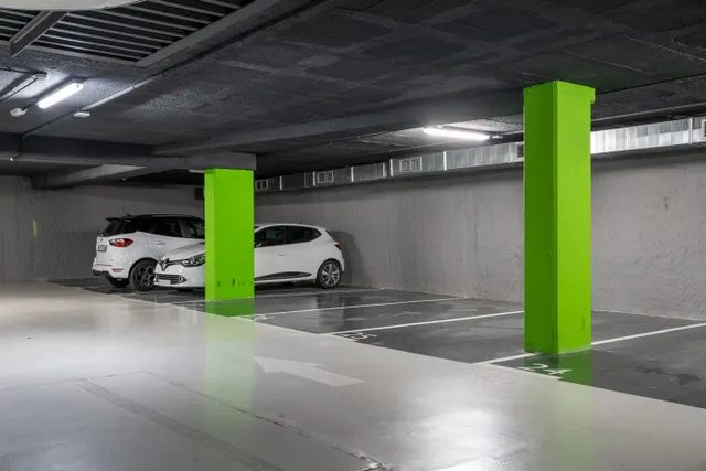 Parking en alquiler - Eixample — 13