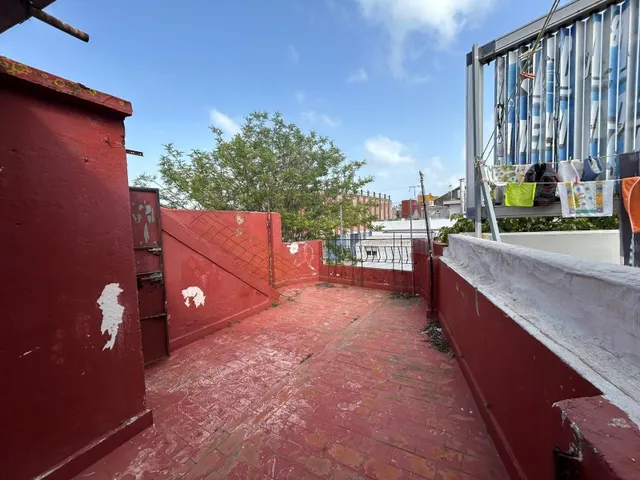 Casa para reformar con terraza y torreón en saladillo – la piñera, Algeciras — 4