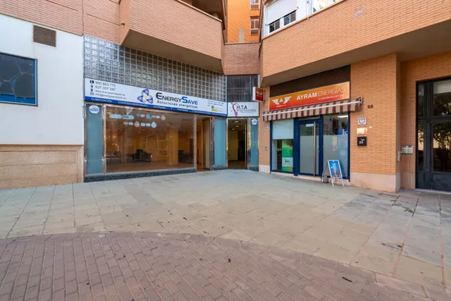 Local Comercial en venta — 15