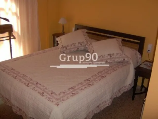 Hostal-Restaurante en la plaza del pueblo — 20