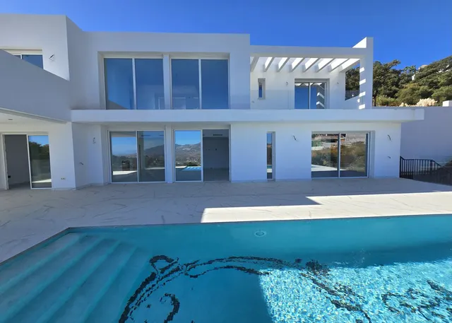 Chalet 4 habitaciones 297m² en venta - Marbella — 7