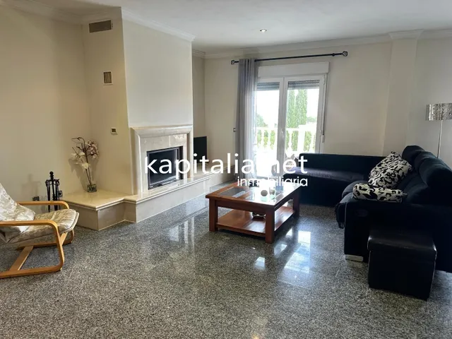 Chalet a la venta en L´Olleria (Valencia) — 5