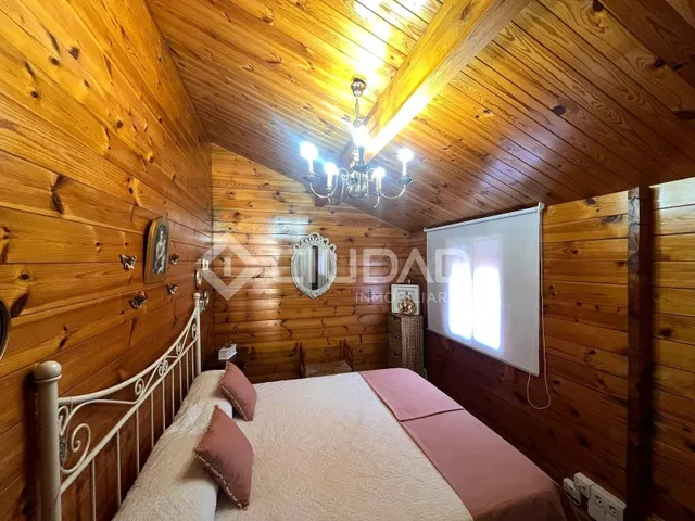 Casa con amplio terreno y piscina junto a Jaramar — 19