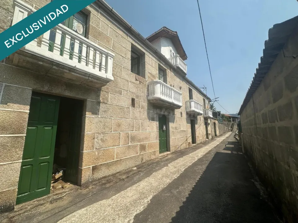 Casa en a ponte, Arnoia