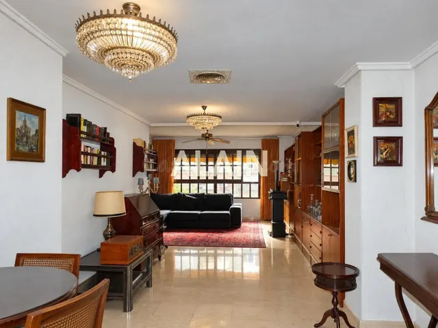 PISO EN VENTA EN LA ZONA DEL ENSANCHE EN VALENCIA CON DOS TE - foto 4