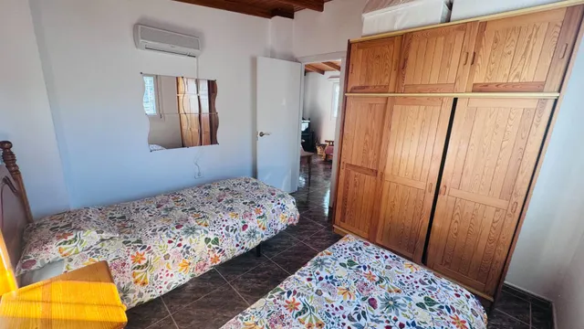 Encantadora Vivienda con Terraza y Vistas Espectaculares — 9